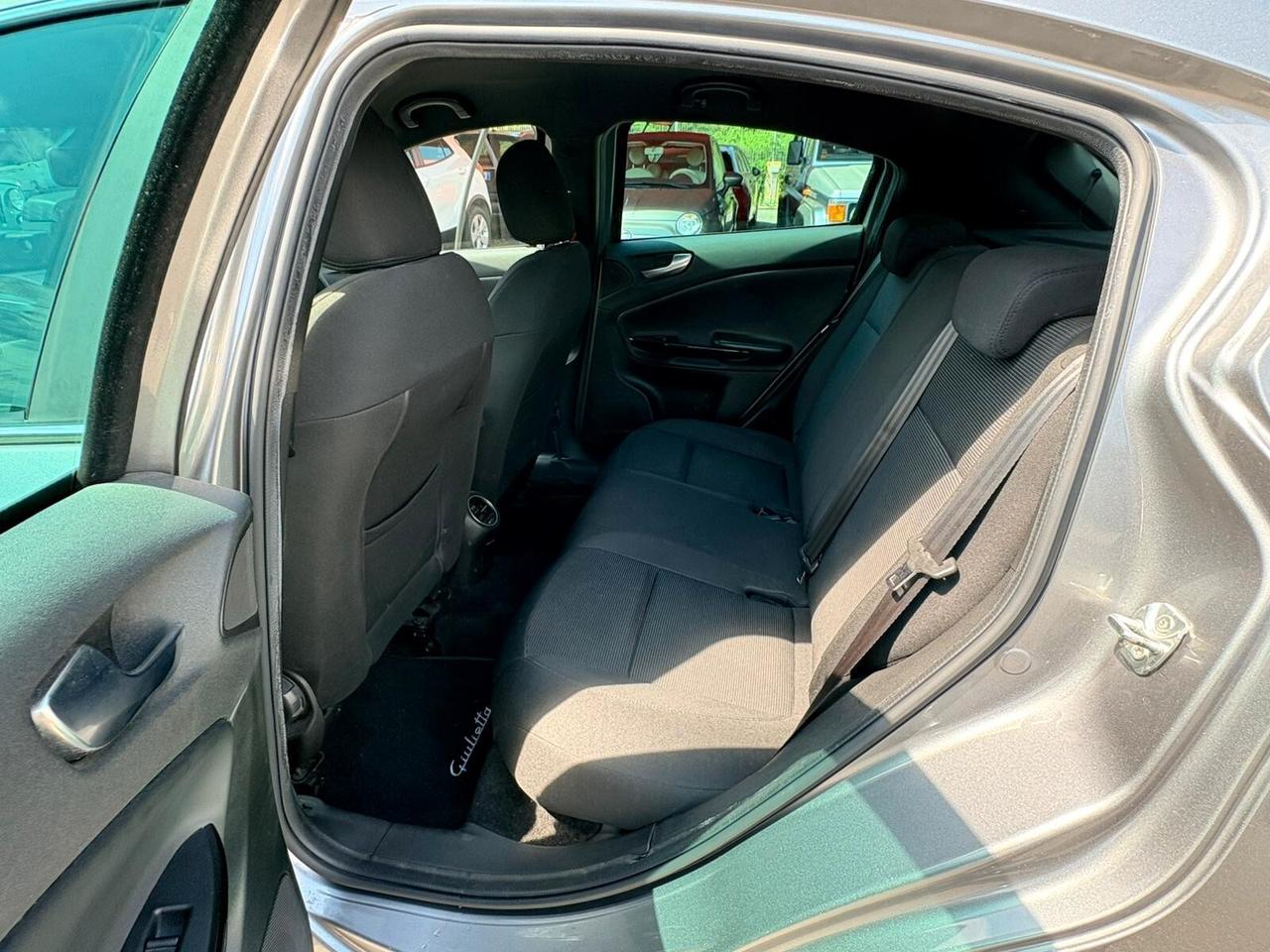 Alfa Romeo Giulietta 1.6 JTDm-2 105 CV Progression