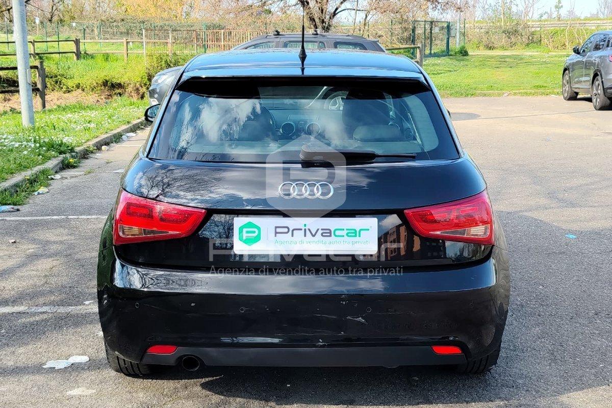 AUDI A1 1.6 TDI 105 CV Attraction