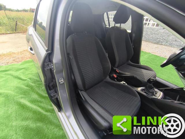 PEUGEOT 208 1.2 PURETECH
