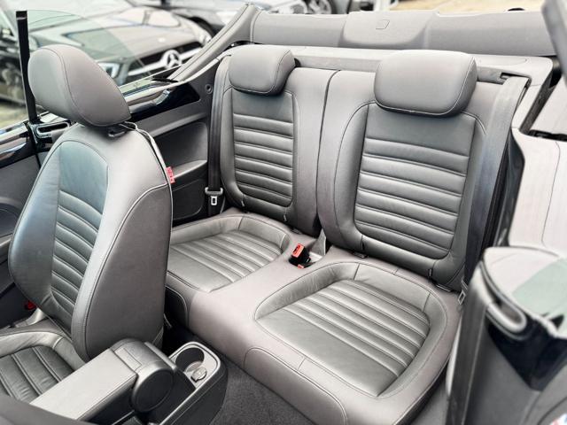 VOLKSWAGEN Maggiolino Cabrio 2.0 TDI DSG R-Line