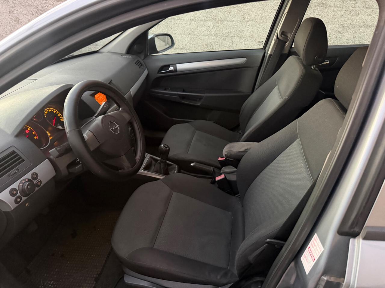OPEL ASTRA 1.6 BENZINA EURO4 FAMIGLIARE