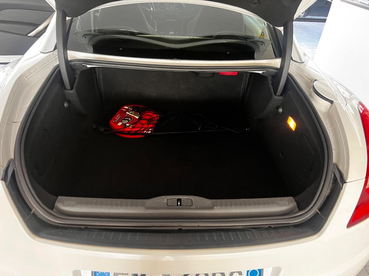 Peugeot RCZ 2.0 HDi 163CV Asphalt