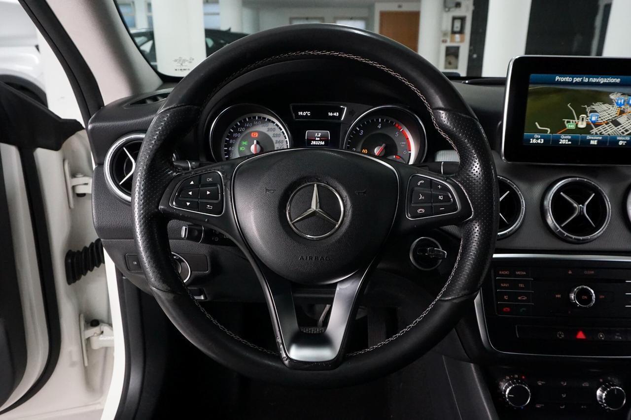 Mercedes-benz CLA 200 CDI Automatic Sport Night Edition