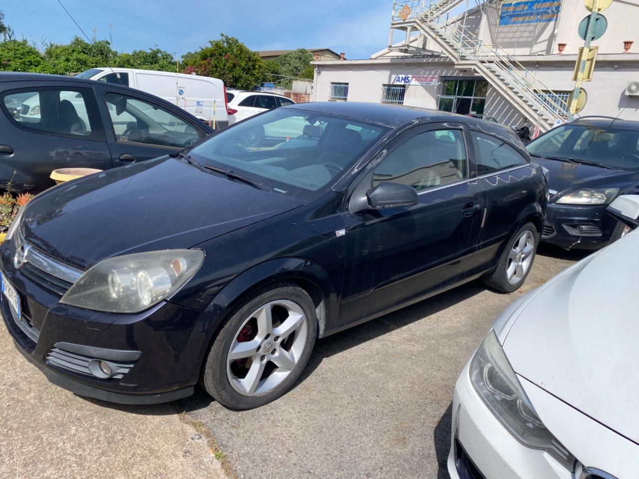 Opel Astra GTC 1.7 CDTI 101CV 3 porte Cosmo