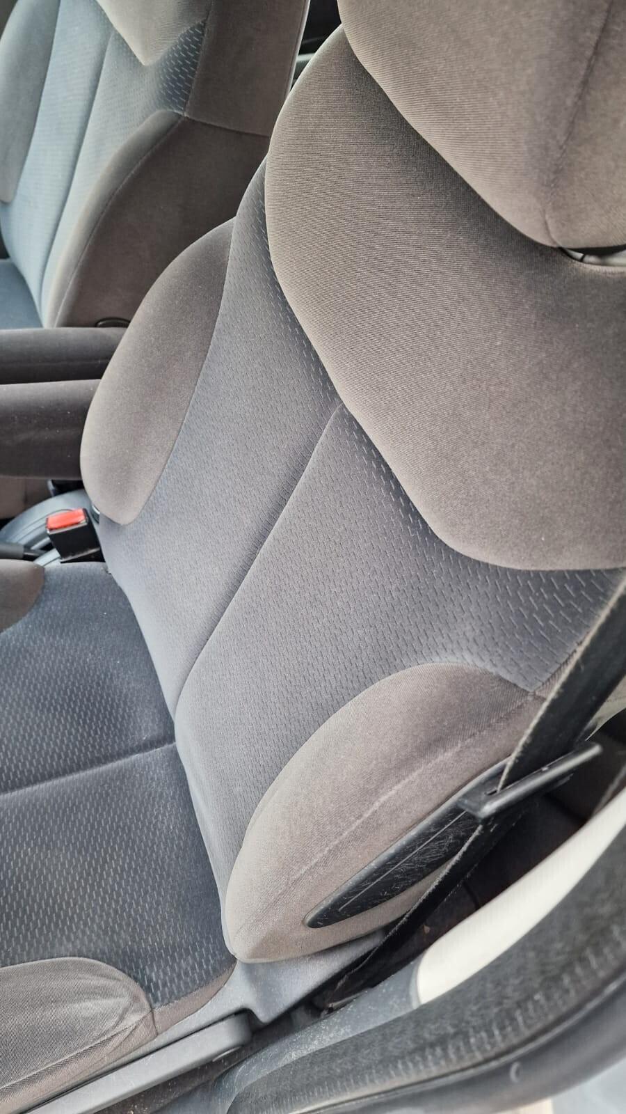 CITROEN C3 1.4 HDi 70 CV Exclusive