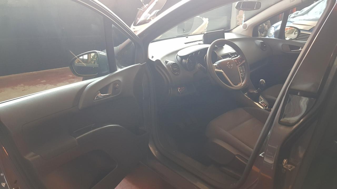 Opel Meriva CATENA E FRIZIONE NUOVE!!!