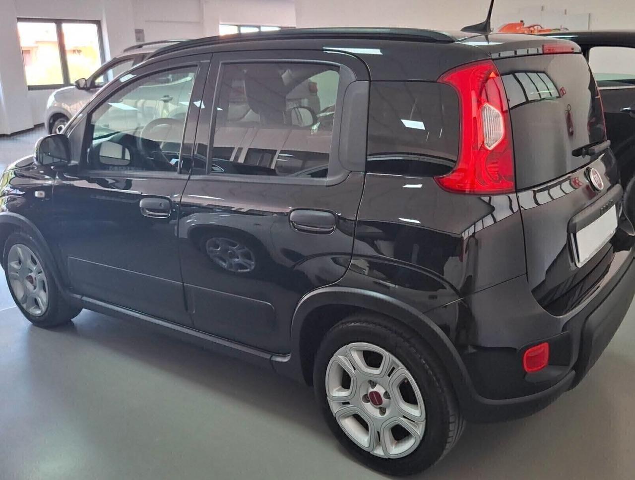 Fiat Panda 1.0 hybrid Vetri oscurati 5posti