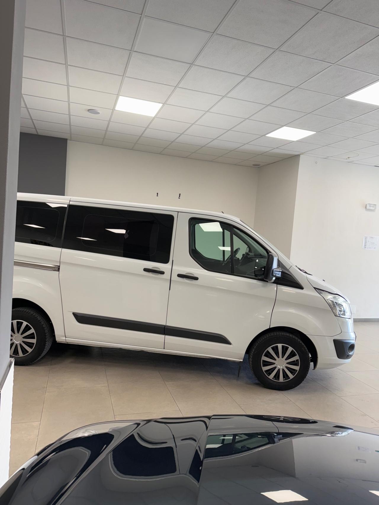 Ford Tourneo Custom Tourneo Custom 310 2.0 TDCi 130CV PL Titanium