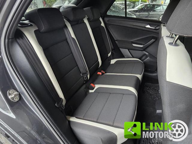 VOLKSWAGEN T-Roc 2.0 TDI SCR Advanced Black pack