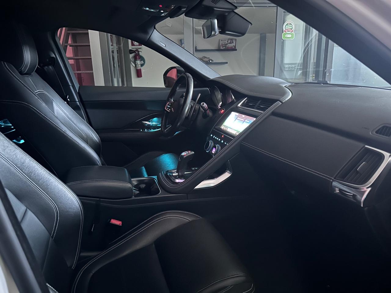 Jaguar E-Pace 2.0D 150 CV R-Dynamic S 2019