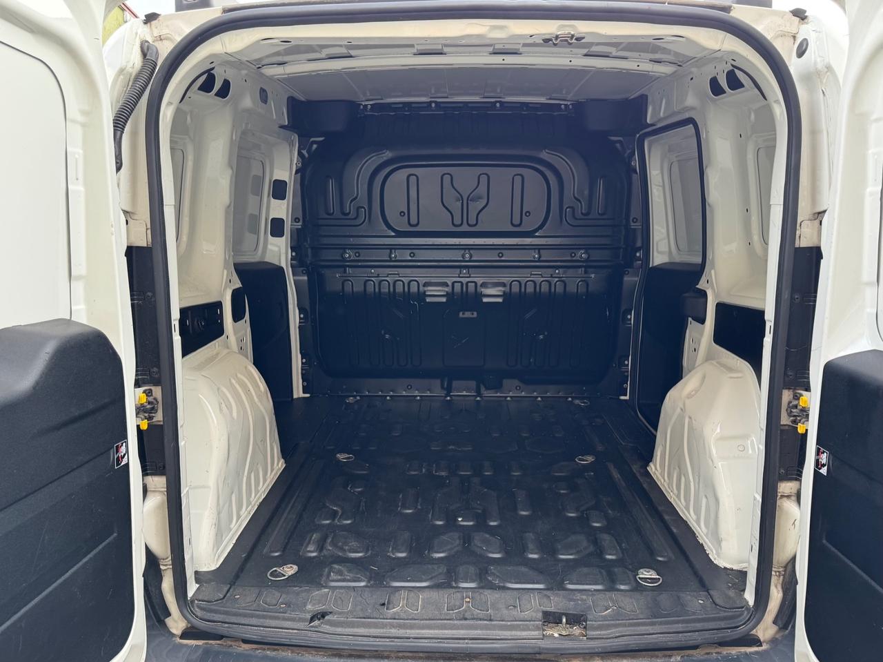 Fiat Doblo 1.6 MJT 120CV PC-TN Cargo Lamierato SX 3 Posti