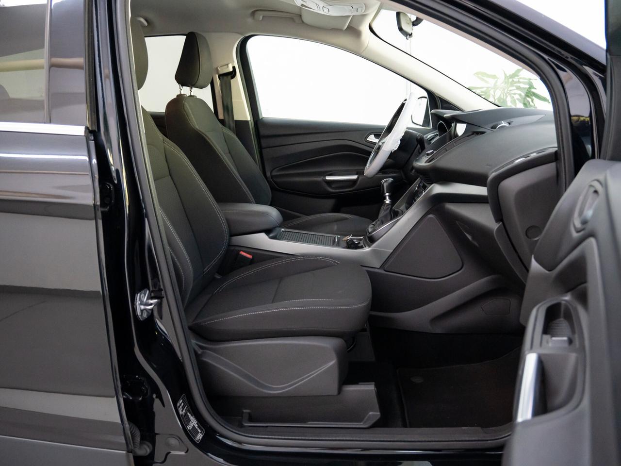 Ford Kuga 1.5 TDCI 120 CV