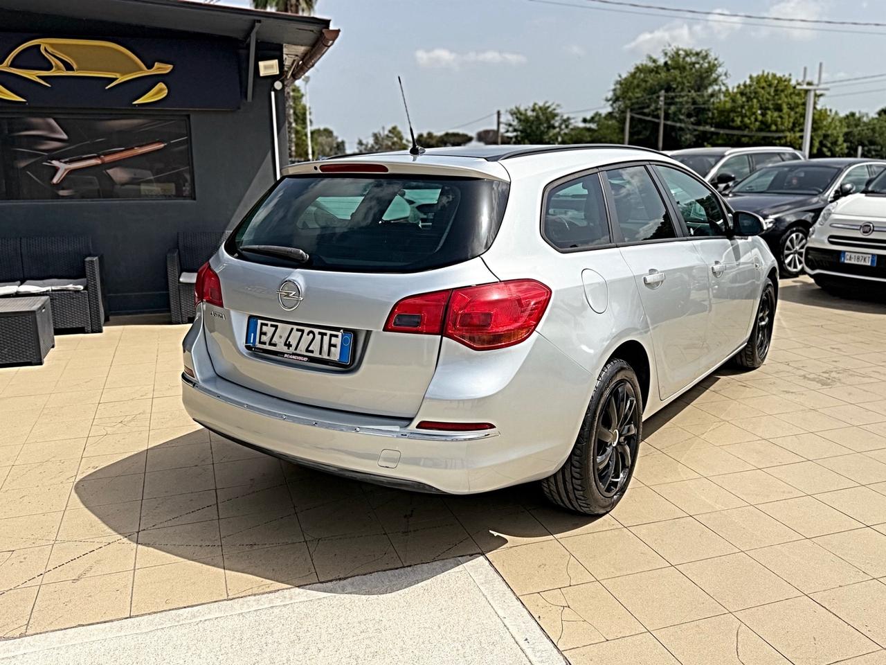 Opel Astra 1.4 Turbo 140CV Sports Tourer GPL Tech Elective