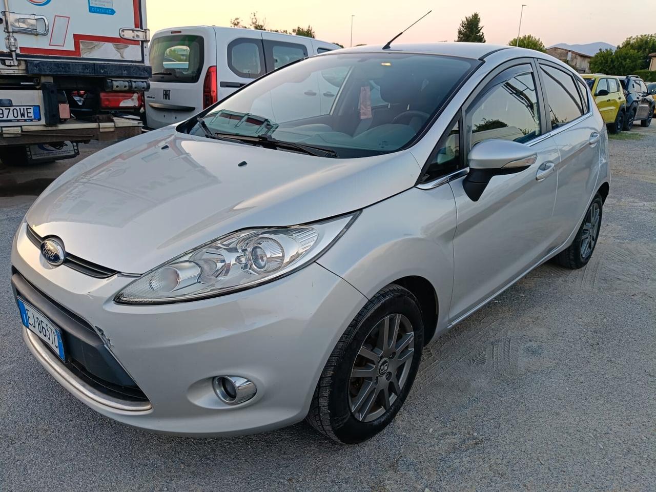 Ford Fiesta 1.4 5 porte Bz.- GPL Titanium