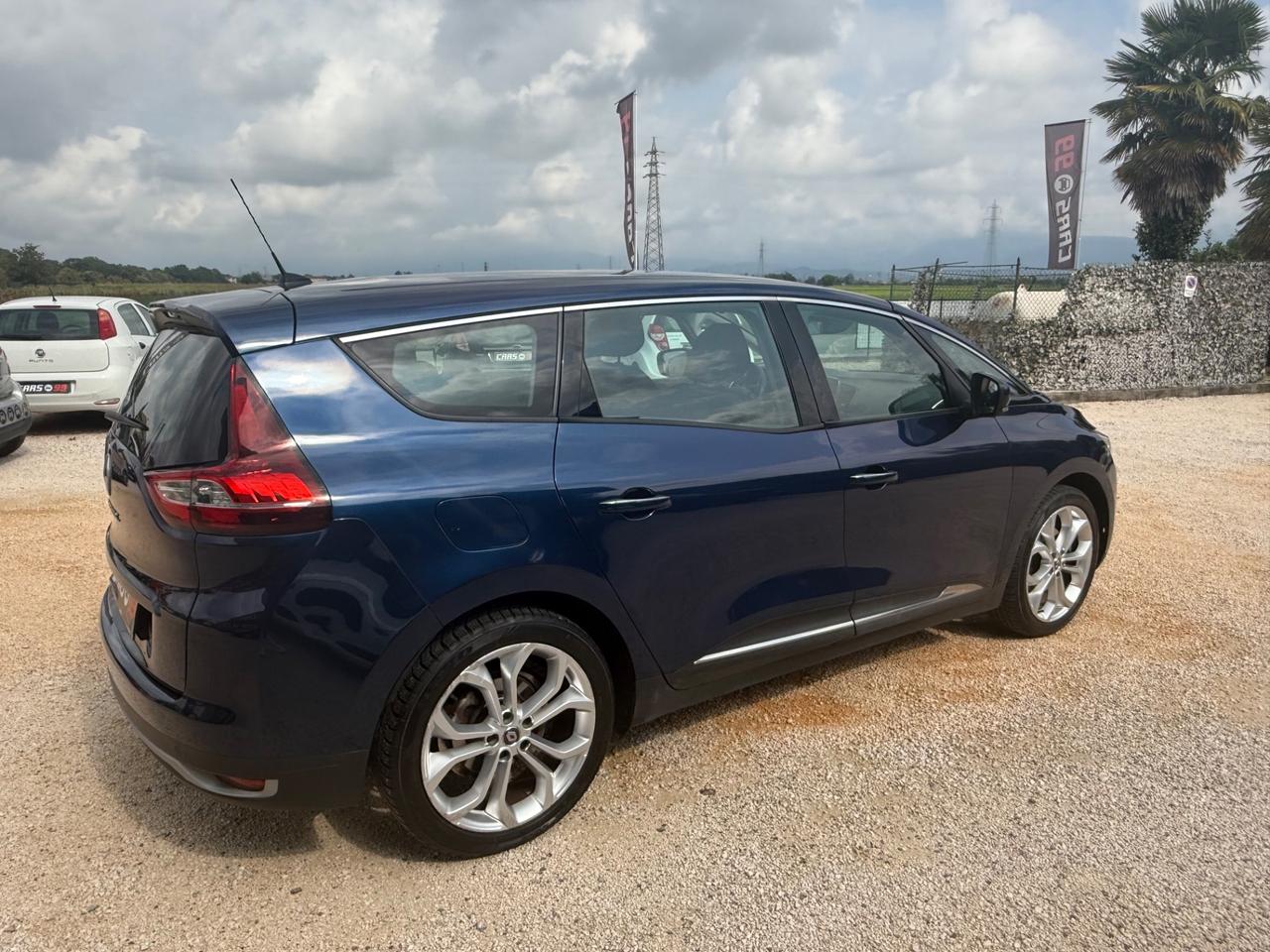 Renault Grand Scenic Blue dCi 120 CV Initiale Paris