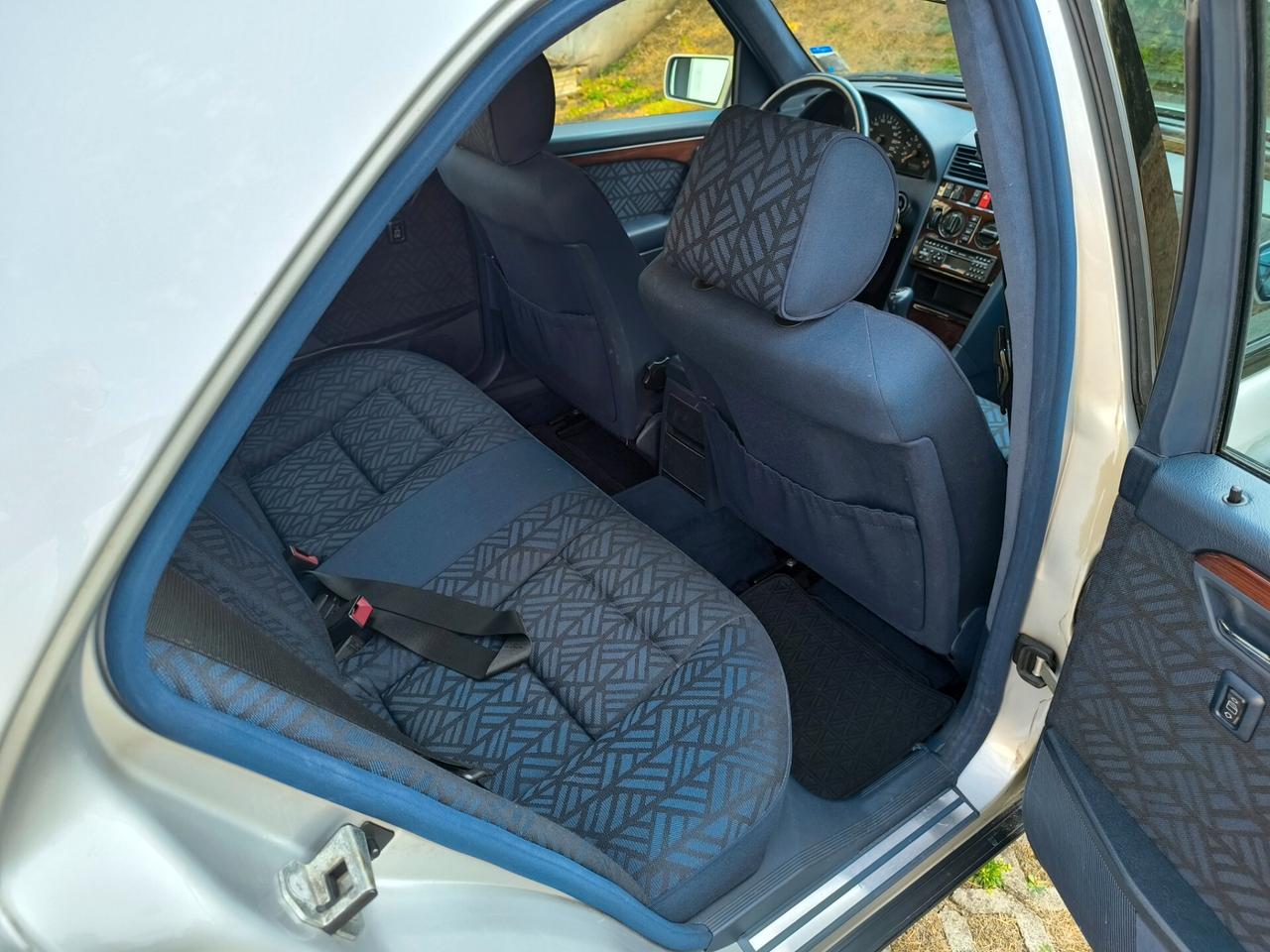 Mercedes-benz C 200 cat Elegance