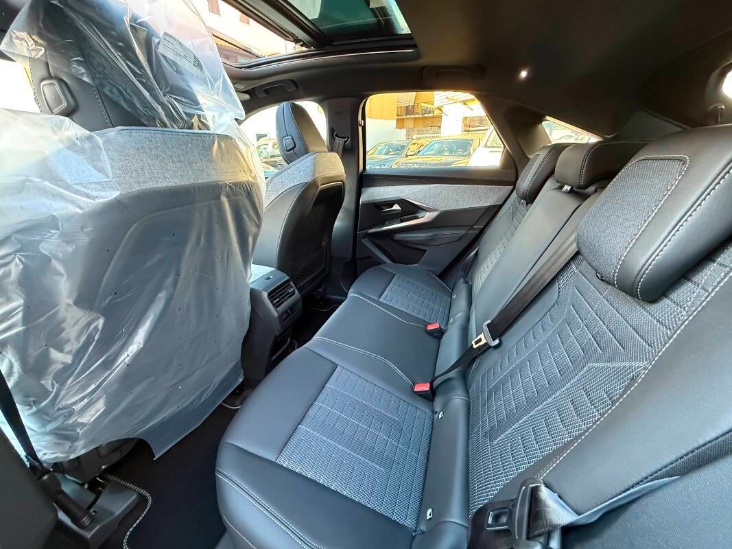 Peugeot 3008 Peugeout 3008 1.2 hybrid GT 145cv e-dcs6