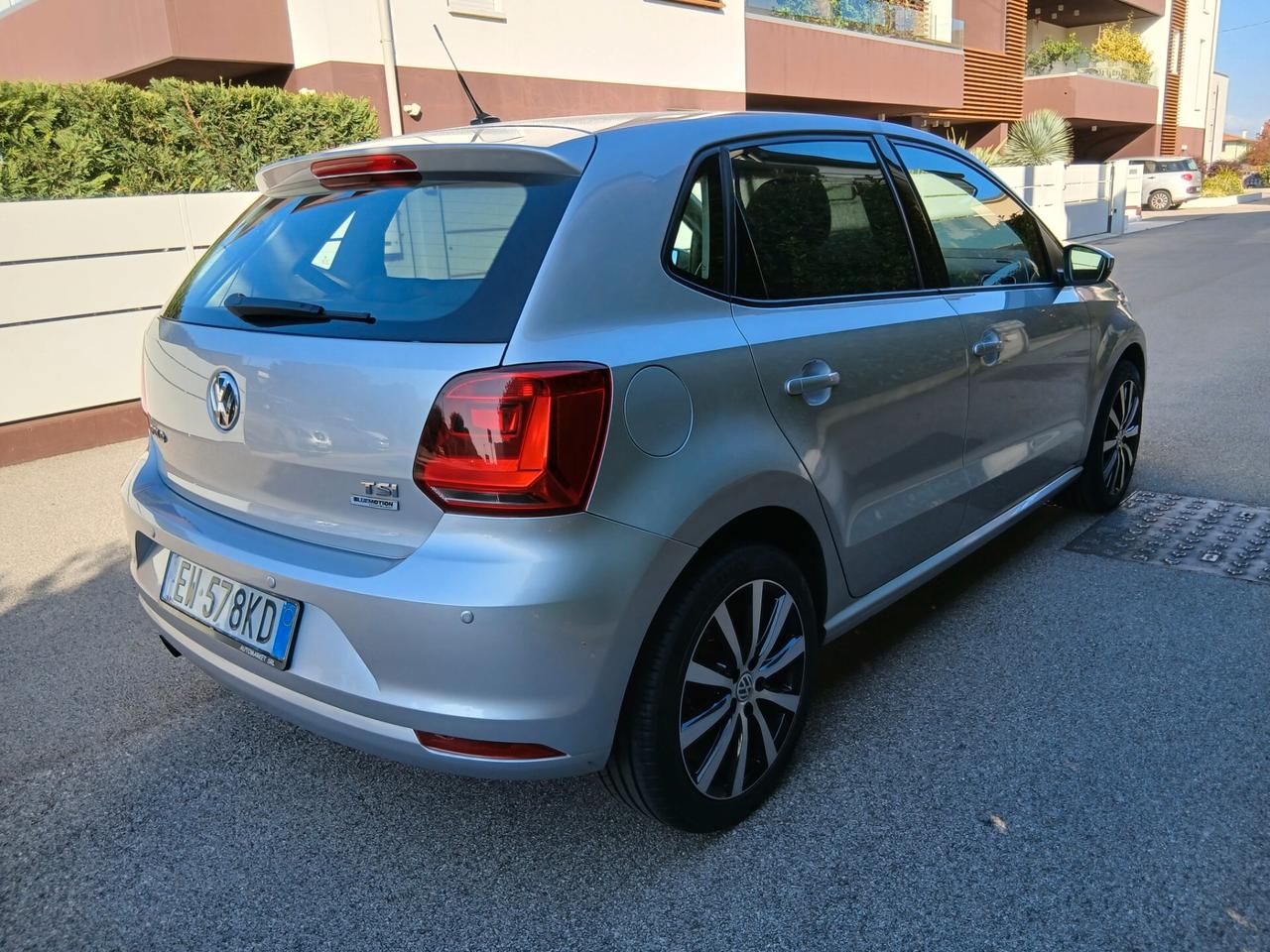 Volkswagen Polo 1.2 TSI 5p. Comfortline teck pack tua a € 193 mese