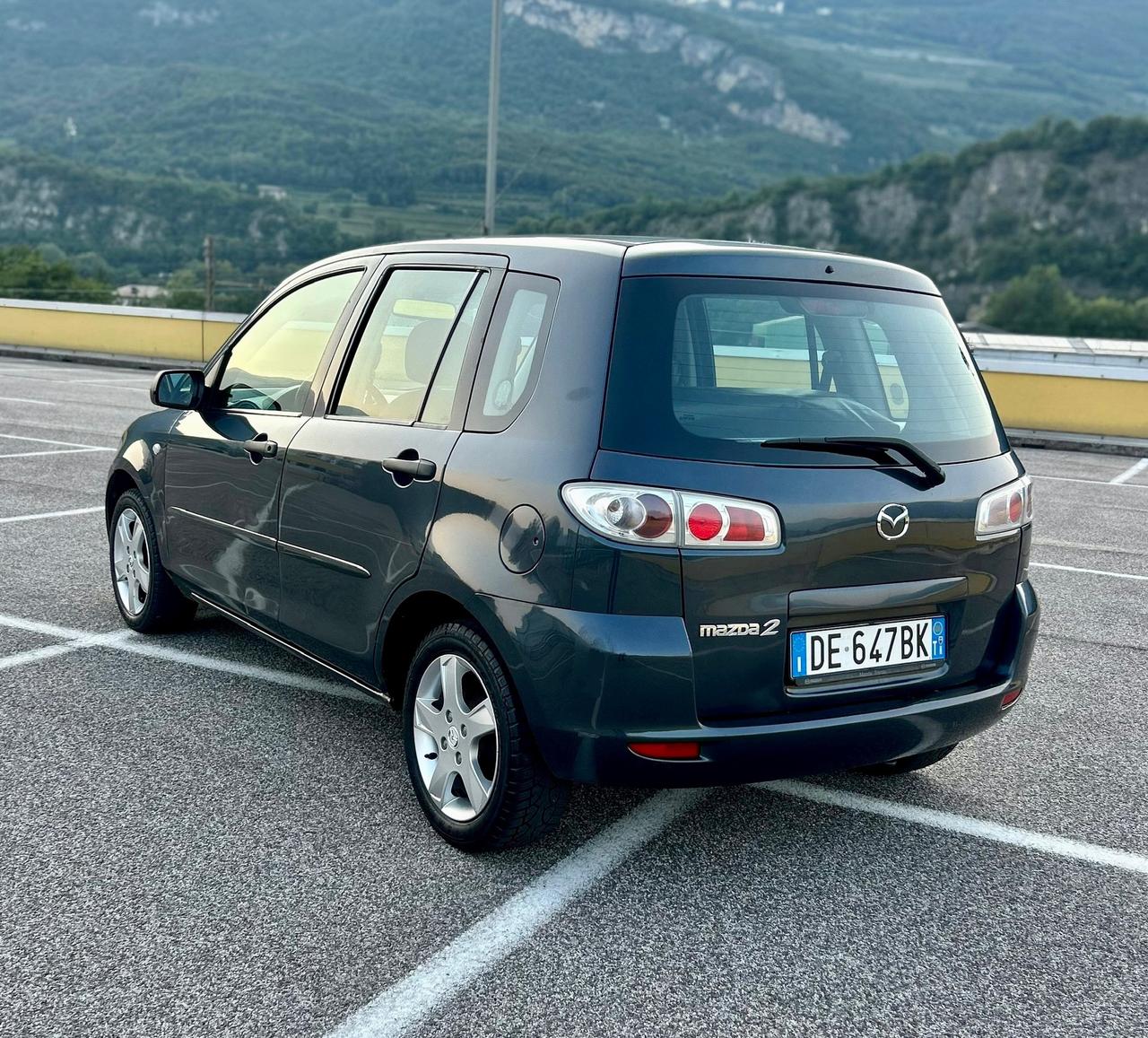 Mazda 2 1.4 TD 5p. Sony Ericsson Neopatentati
