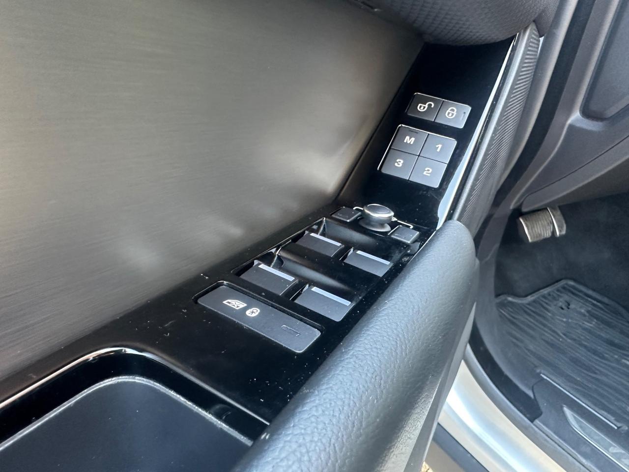 LAND ROVER RANGE ROVER VELAR 2.0*241CV*AUTOMATICO*NAVIGATORE*4X4*FULL OPTIONAL*