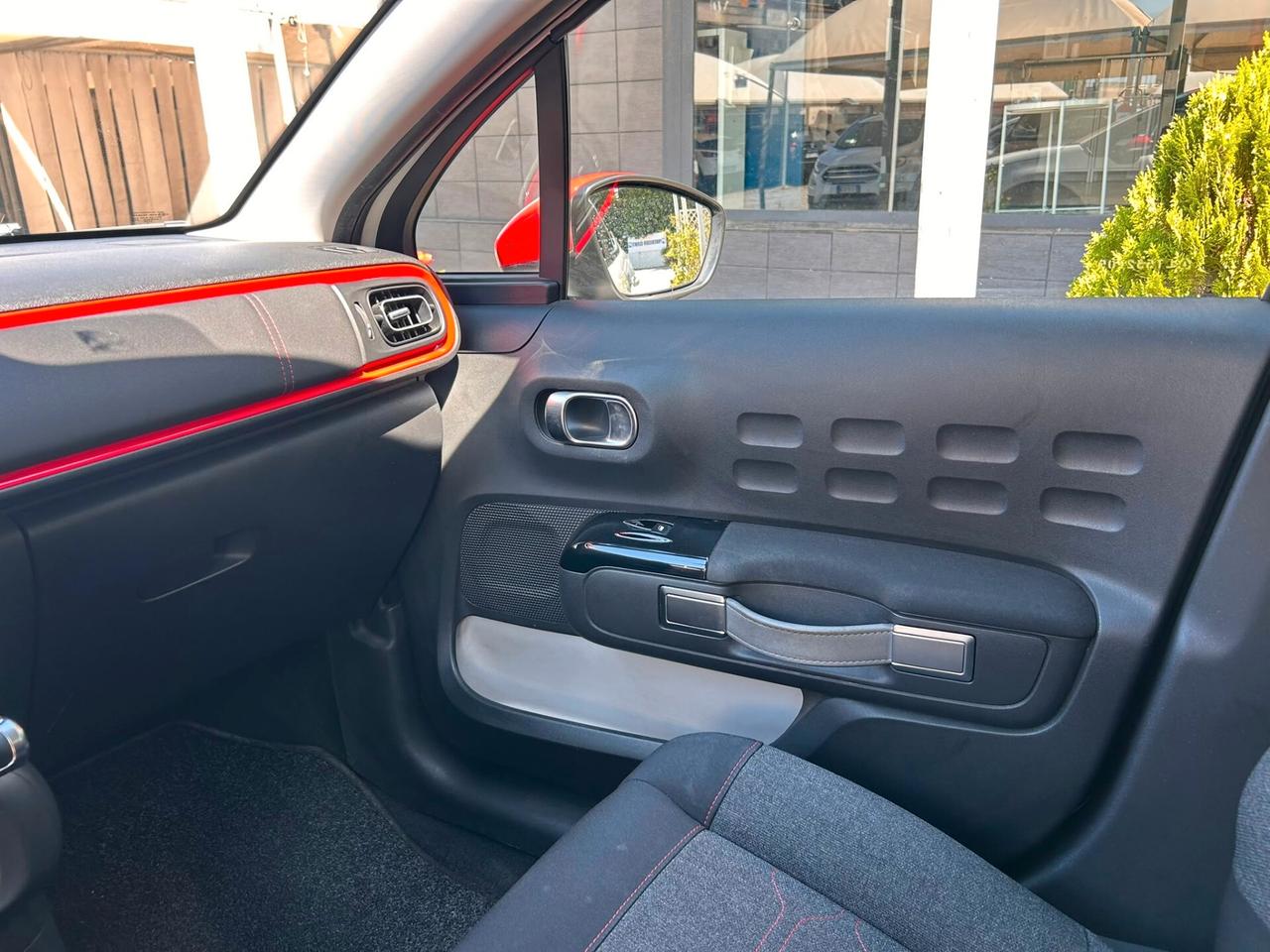 Citroen C3 PureTech 83 S&S Shine DISTRIBUZIONE