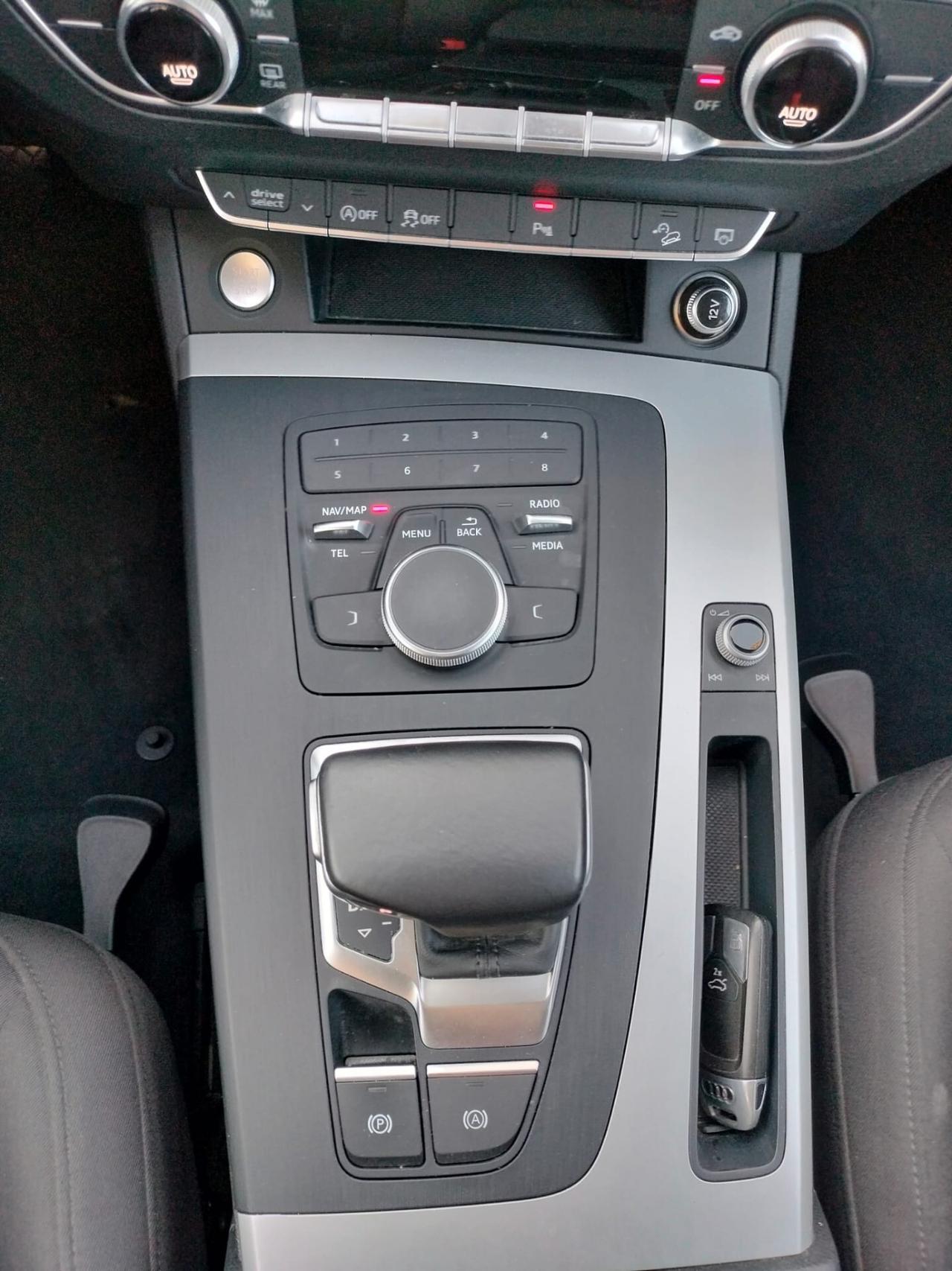 Audi Q5 2.0 TDI quattro S tronic Business