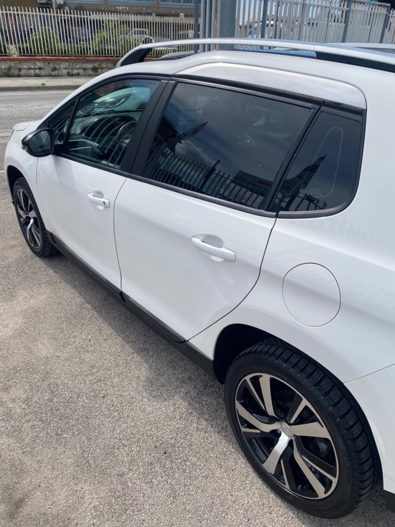 Peugeot 2008 1.6 HDI Automatica 2014 Full Navi