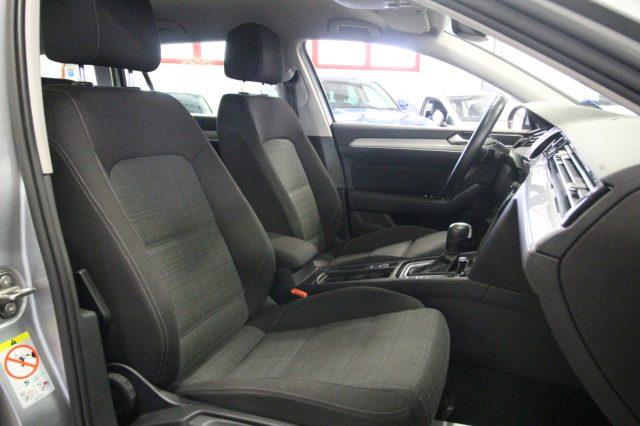 VOLKSWAGEN Passat Variant 2.0 TDI SCR EVO DSG Business