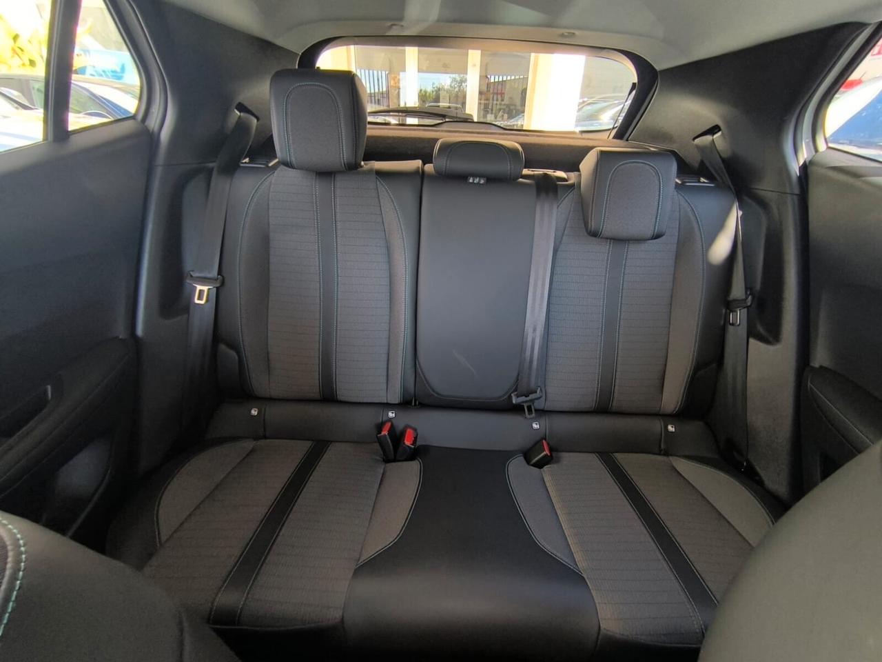 Peugeot 2008 1.5 BlueHDi 130 S&S EAT8 Allure 2021