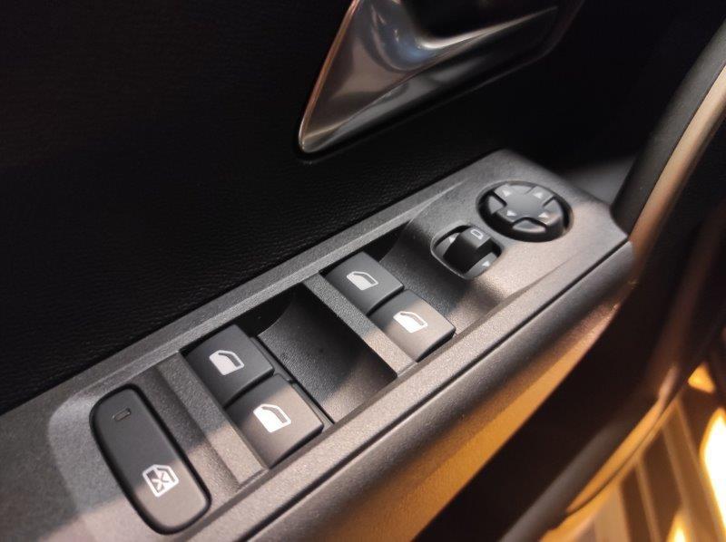 LANCIA Ypsilon 4ª serie - Ypsilon Hybrid e-DCT