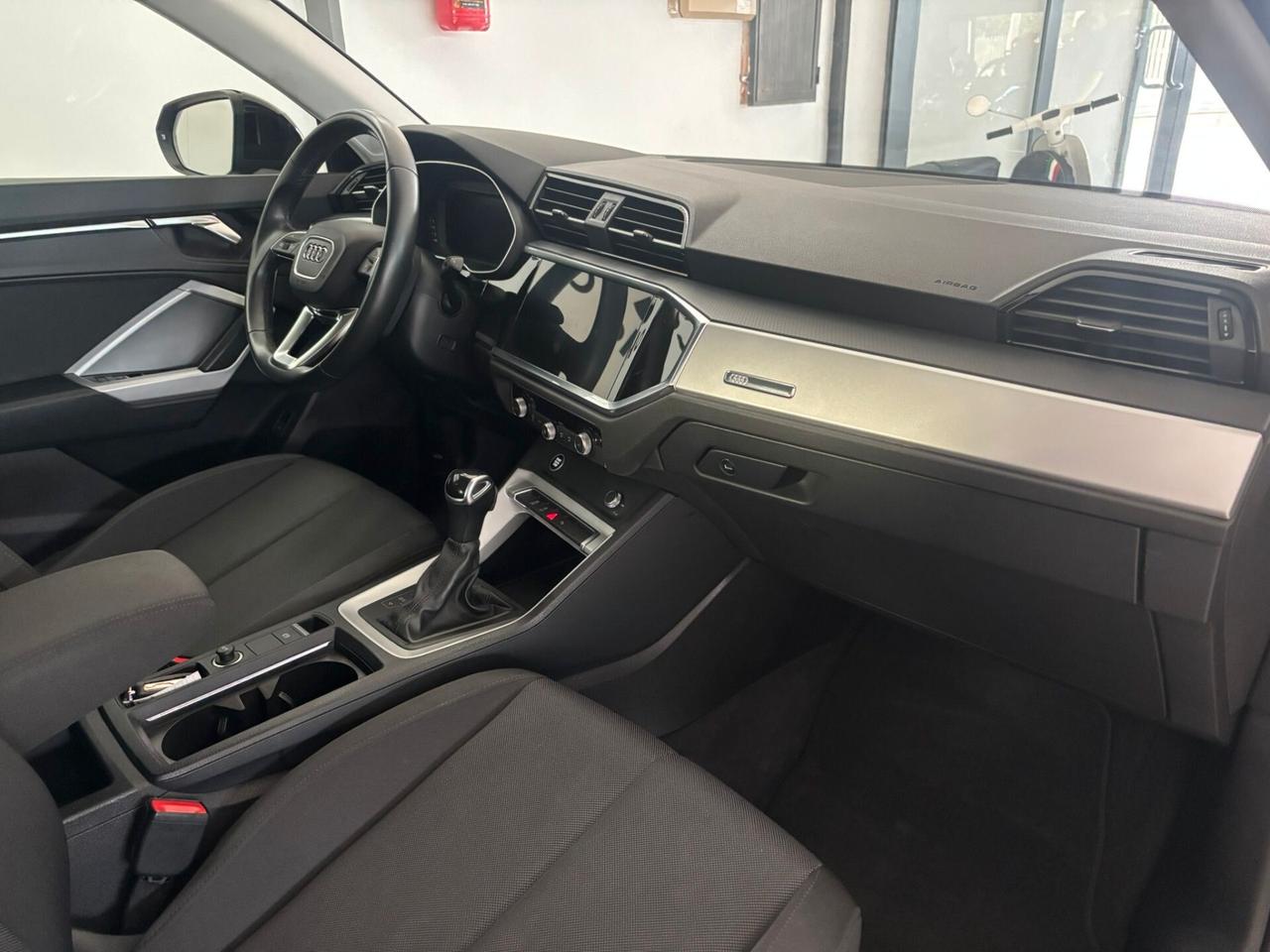 Audi Q3 35 TDI S tronic Business Advanced