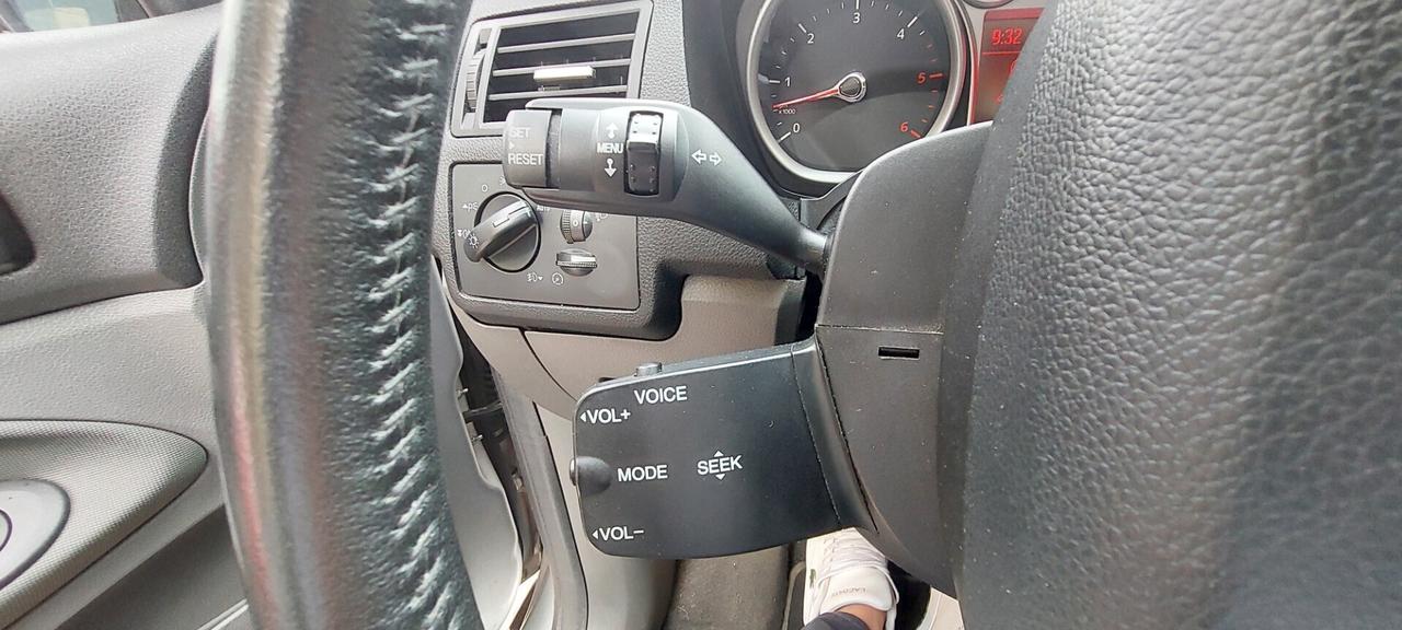 KUGA 2,0 DIESEL 163 CV 4WD 4X4 POWERSHIFT SEDILI ELETTRICI PELLE TELEFONO NAVIGATORE FULL