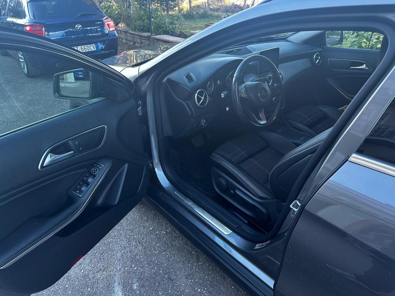 Mercedes-benz GLA 200 d Premium