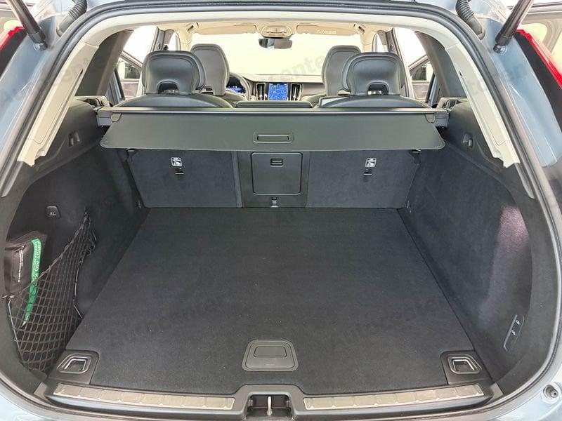 Volvo XC60 XC60 B4 (d) AWD AUT ULTIMATE DARK