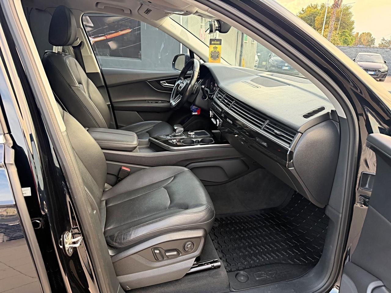 Audi Q7 3.0 TFSI quattro tiptronic Business Plus
