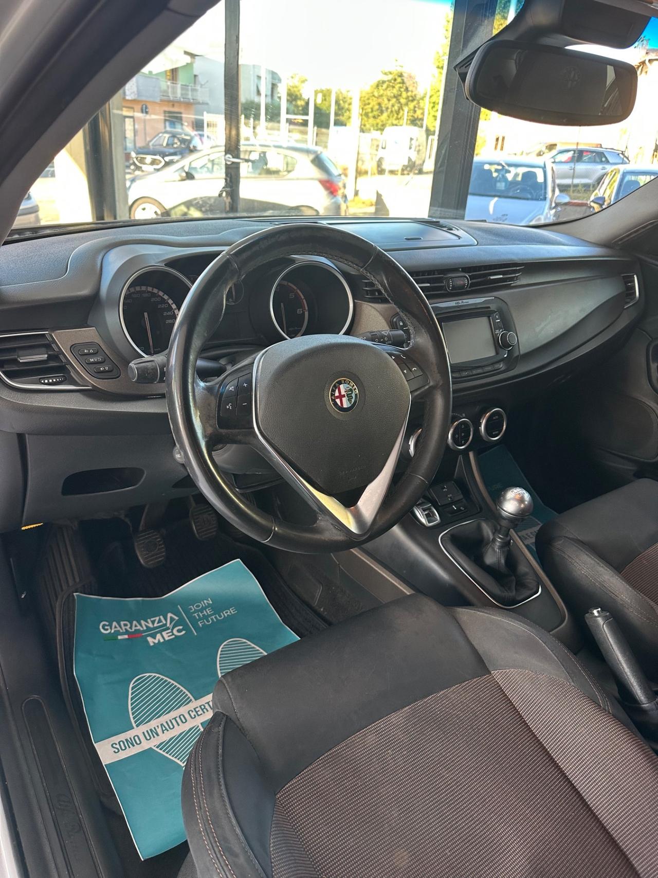 Alfa Romeo Giulietta 1.6 JTDm-2 105 CV Exclusive