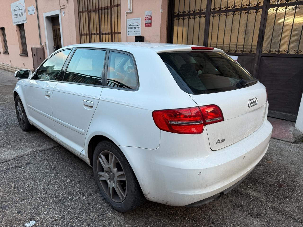 Audi A3 1.6 TDI 90 CV OK NEOPATENTATI