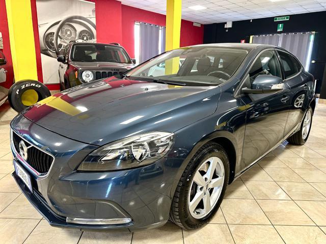 VOLVO V40 D2 Geartronic UNIPRO TAGLIANDI