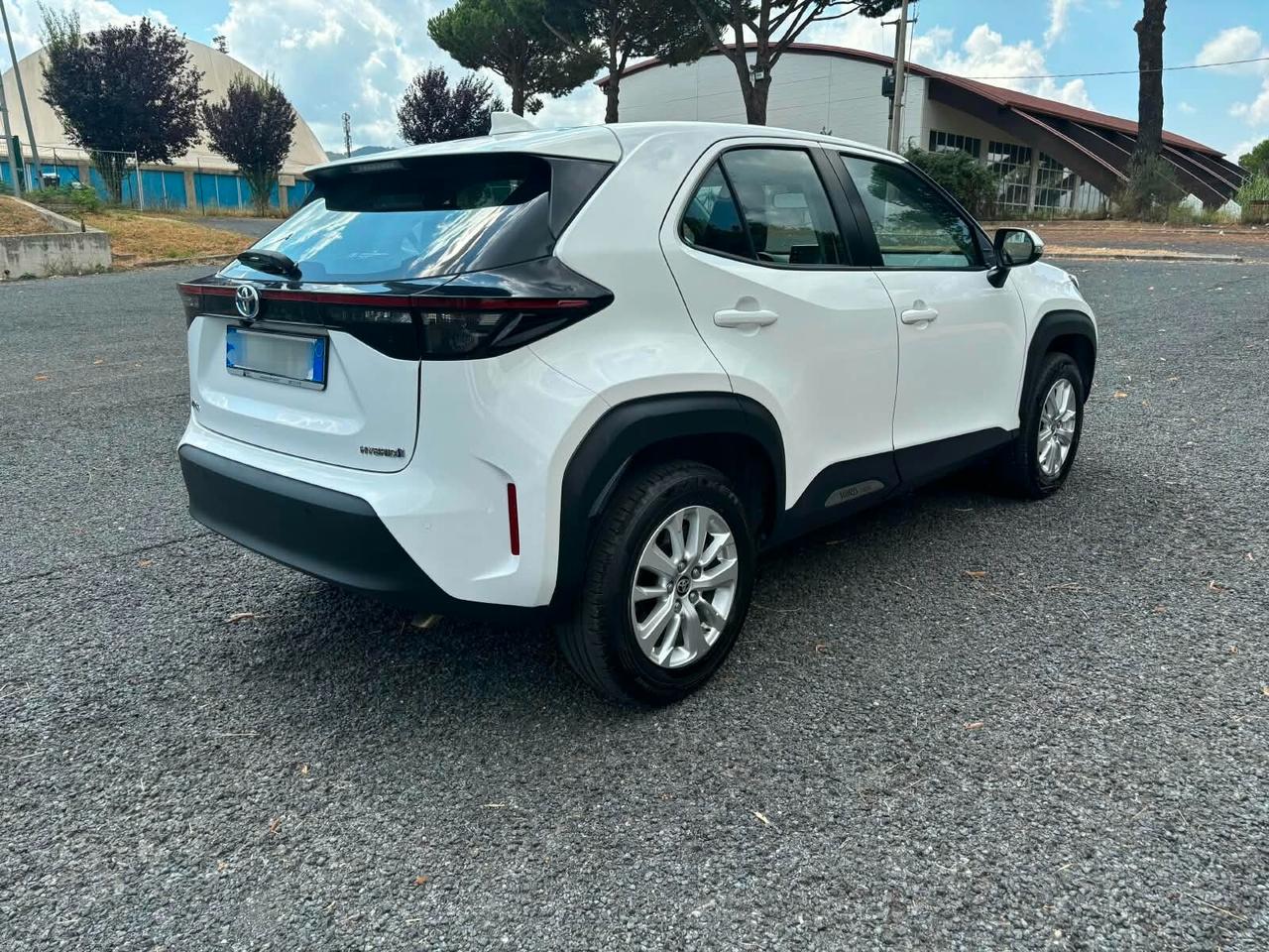 Toyota Yaris Cross 1.5 Hybrid 5p. E-CVT Business