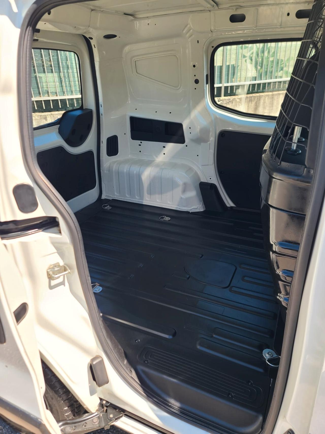 Fiat Fiorino 1.3 MJT 95CV Cargo SX