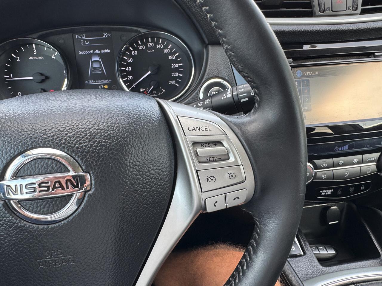 Nissan Qashqai 1.5dci TEKNA 360°/FULL