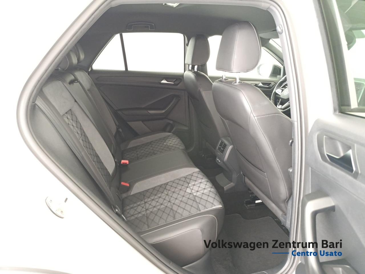 Volkswagen T-Roc 1.0 tsi r-line 110cv