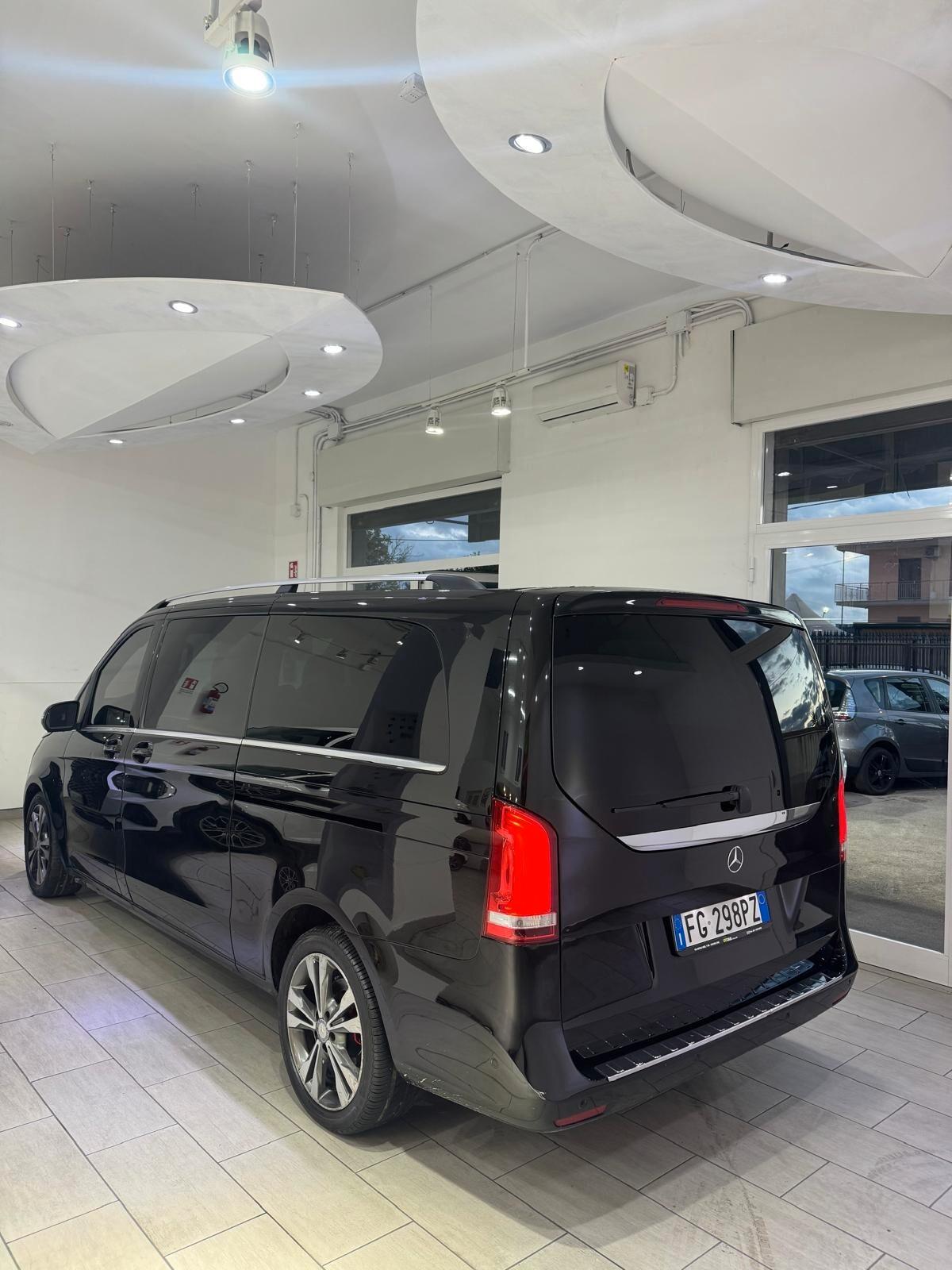 Mercedes-benz V 220 d Automatic 4Matic Premium Extralong