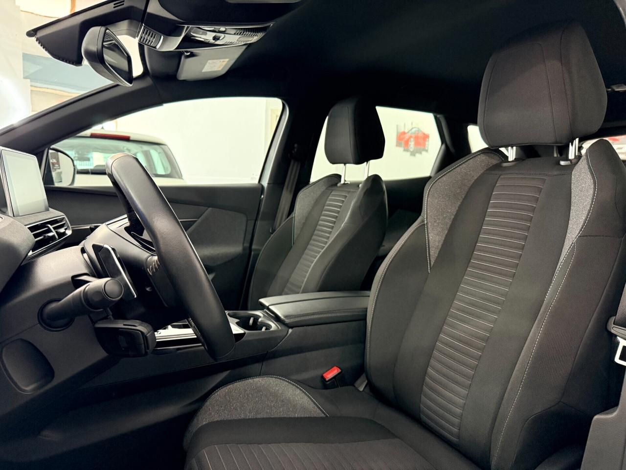 Peugeot 3008 BlueHDi 130 Aziendale EAT8 Active Pack