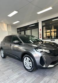 Peugeot 3008 1.5 130cv