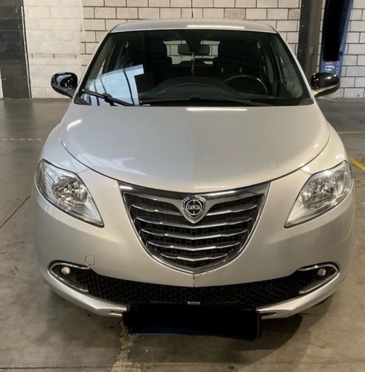 Lancia Ypsilon 1.2 69 CV Gold