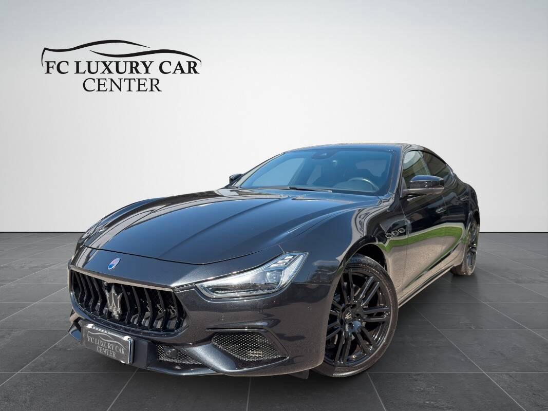Maserati Ghibli 3.0 V6 ds Gransport Nerissimo 250cv auto my18