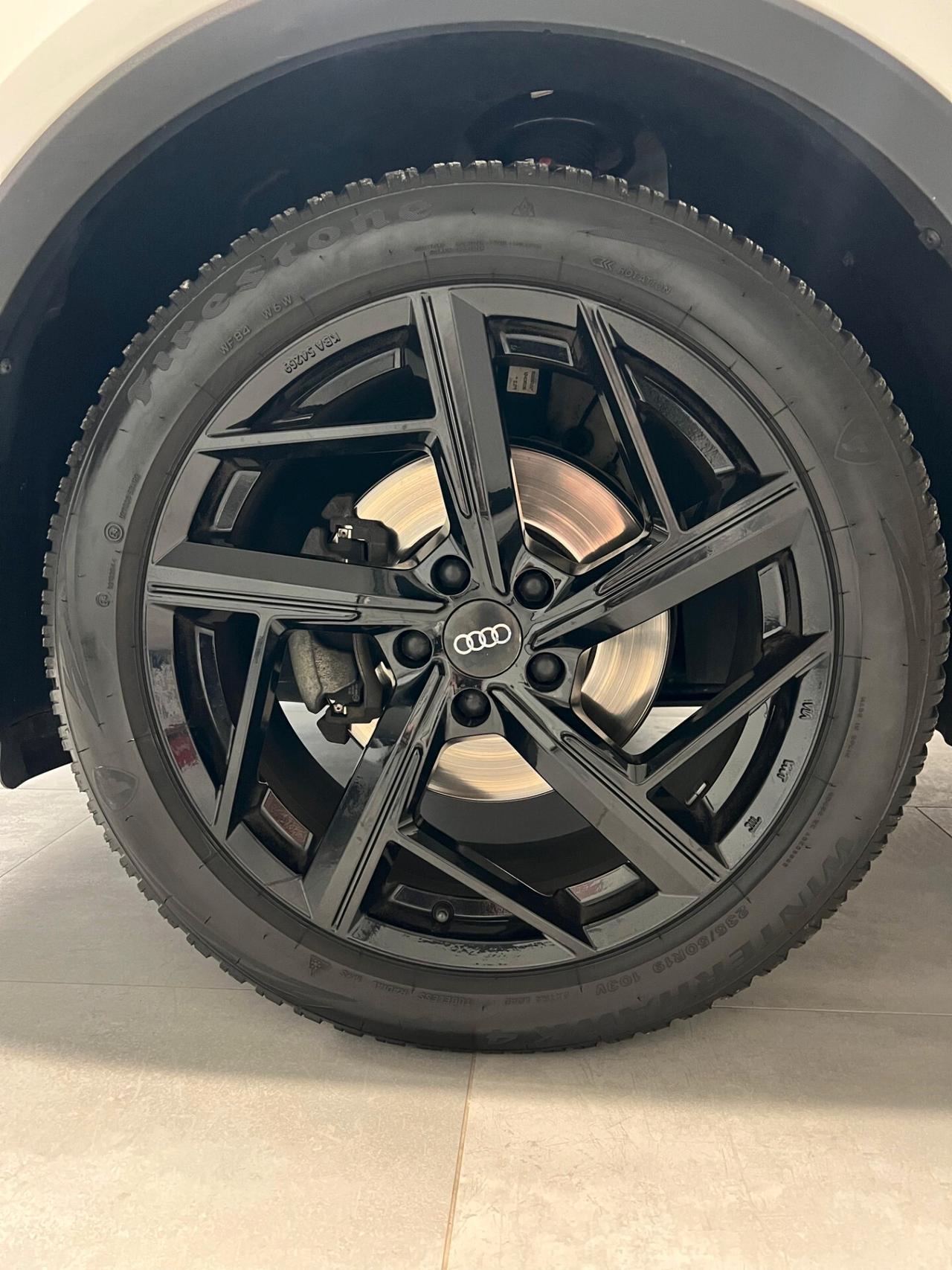 Audi Q3 35 TDI S tronic Business Advanced