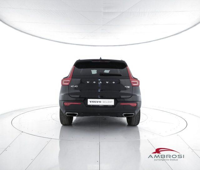 VOLVO XC40 T5 AWD Geartronic R-design