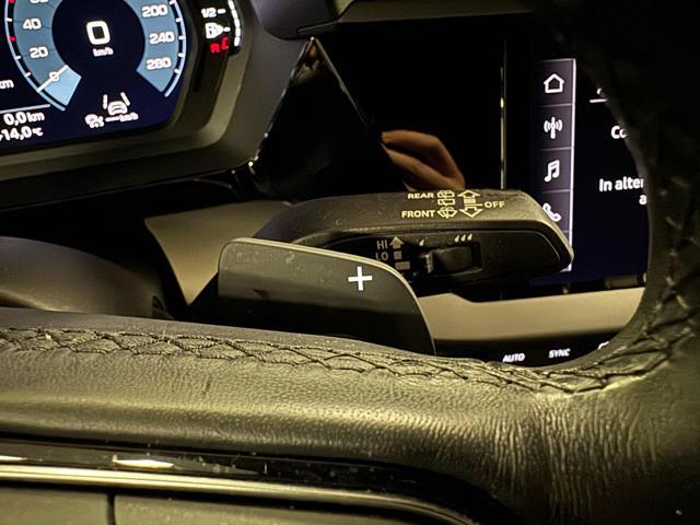 AUDI A3 SPB 30 g-tron S tronic Business